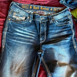 Womens Rock Revival - Yandel